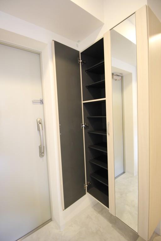 コンパル汐留 玄関