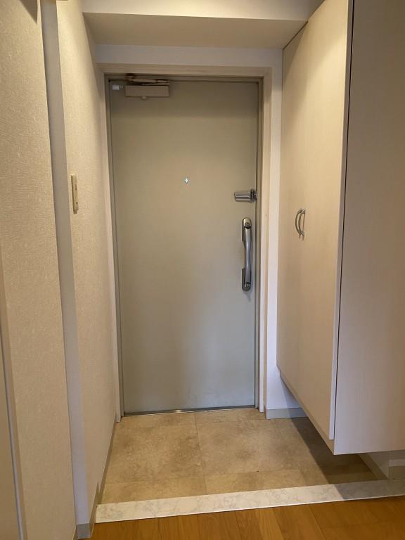 セトル オクサワ 玄関