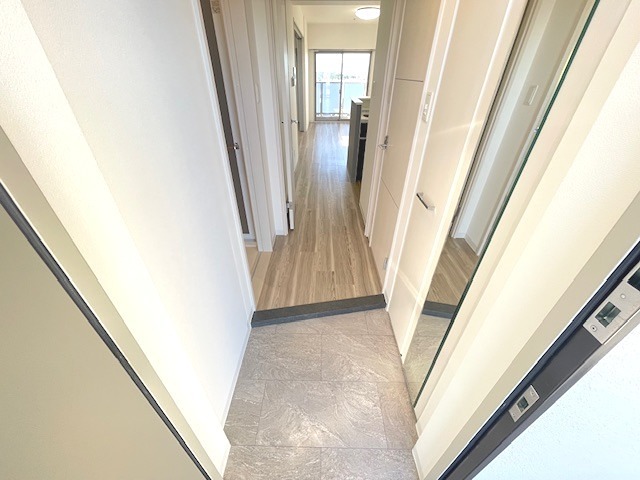 VIVACE三国ヶ丘 玄関