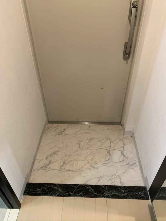 ホルツ浜田山 玄関