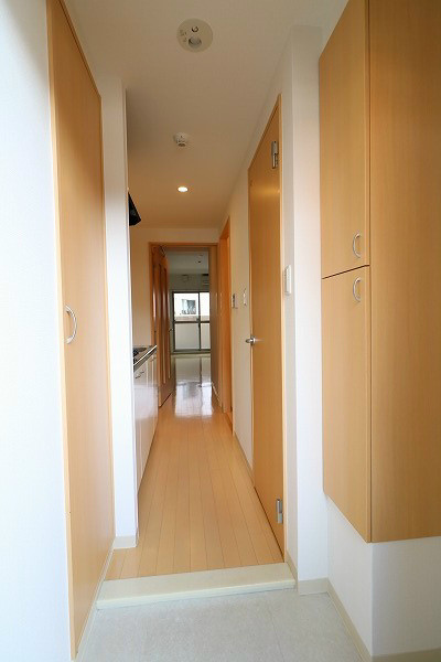 サンライズ石田 玄関