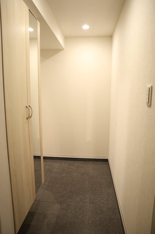 VOLGA BLDG アドグリシーヌ 竜泉 玄関