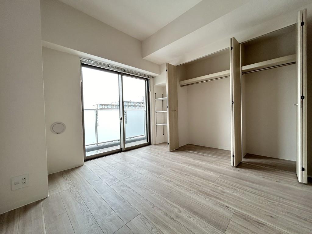 RE residence ベッドルーム