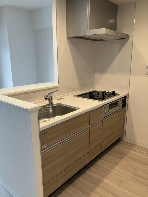 RE residence キッチン