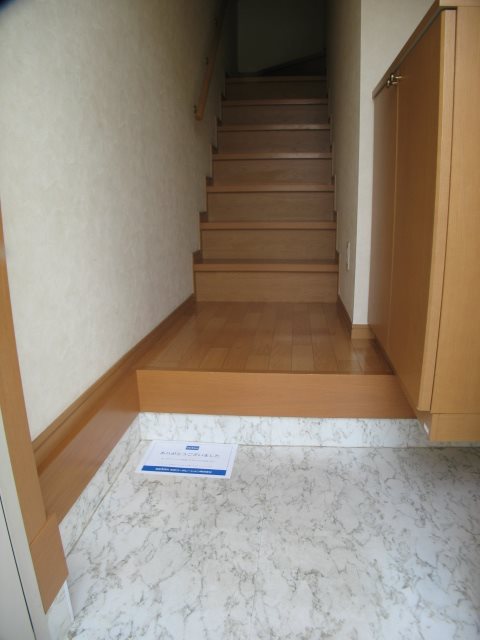 フォレストヒルズ 玄関