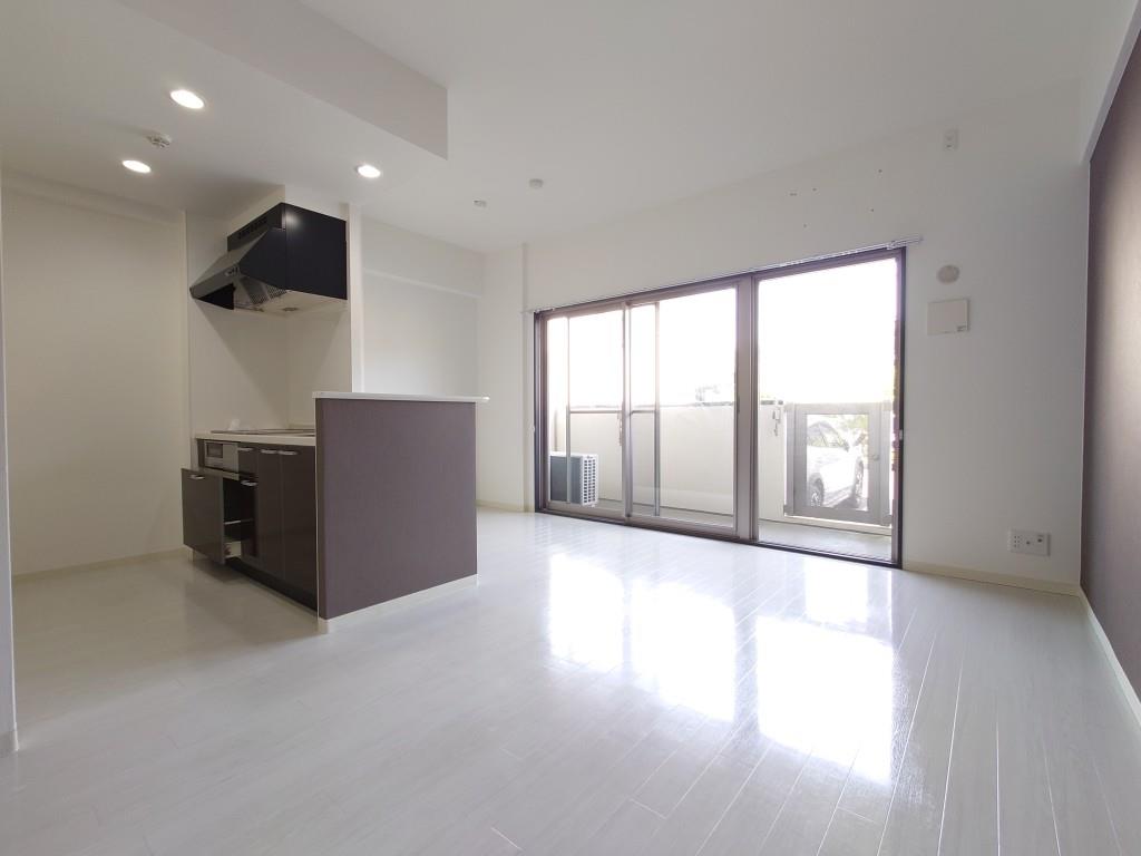 LUO MAROON リビング