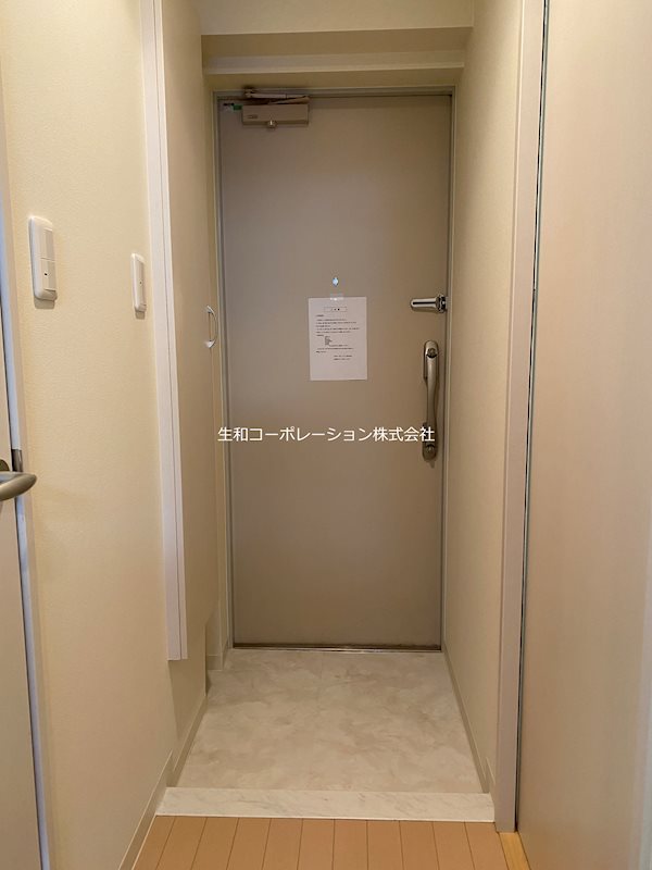 ウィラージュプラチナ 玄関