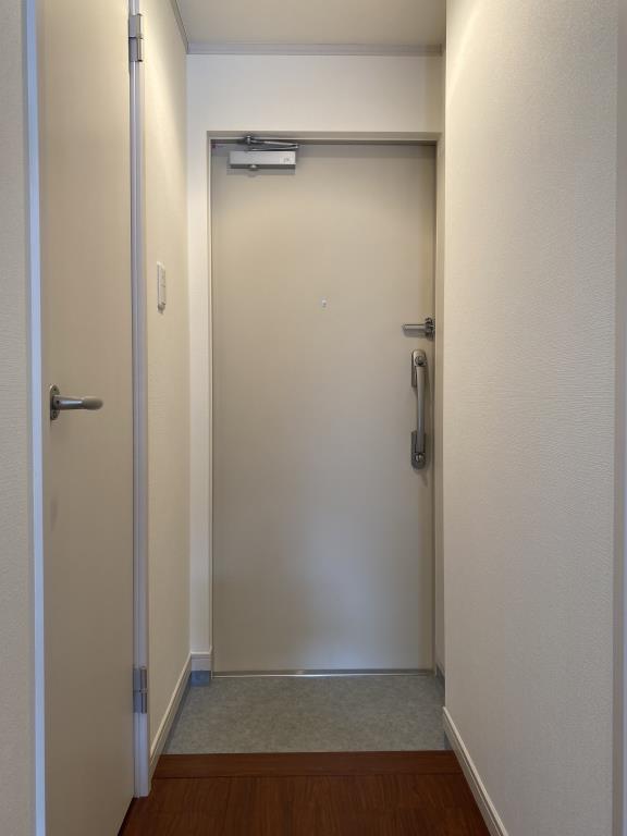 ネオハイブリッジ 玄関