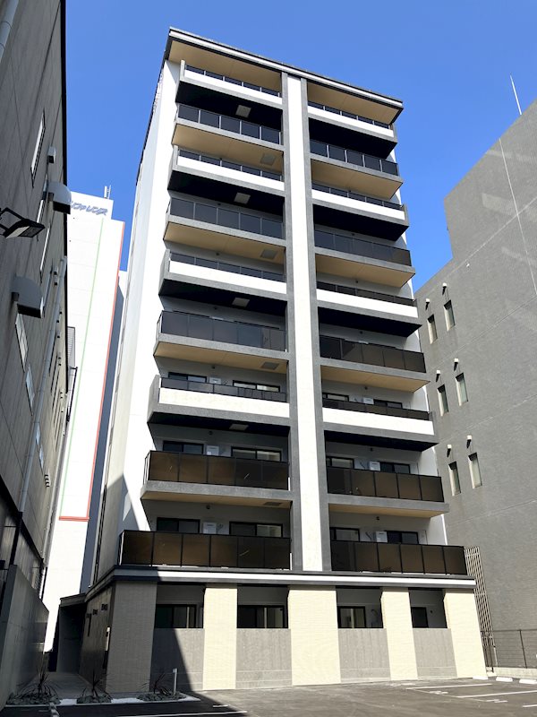 グランシャルール京町 外観写真