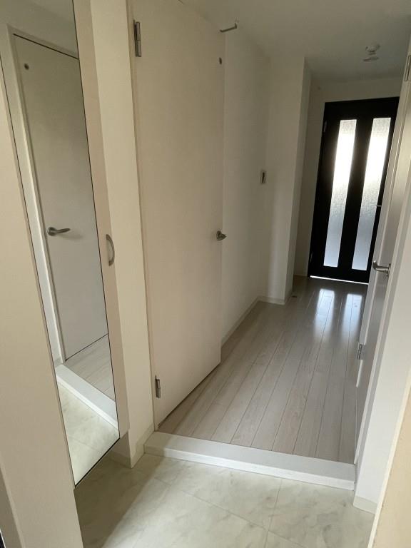 グランクール高輪 玄関