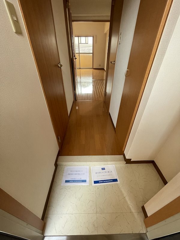 ヴィラフェリーチェ 玄関