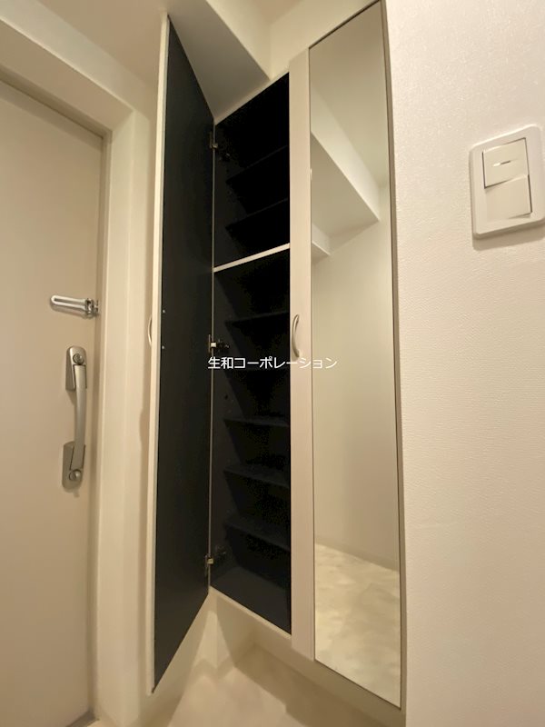 グランマノワール 玄関