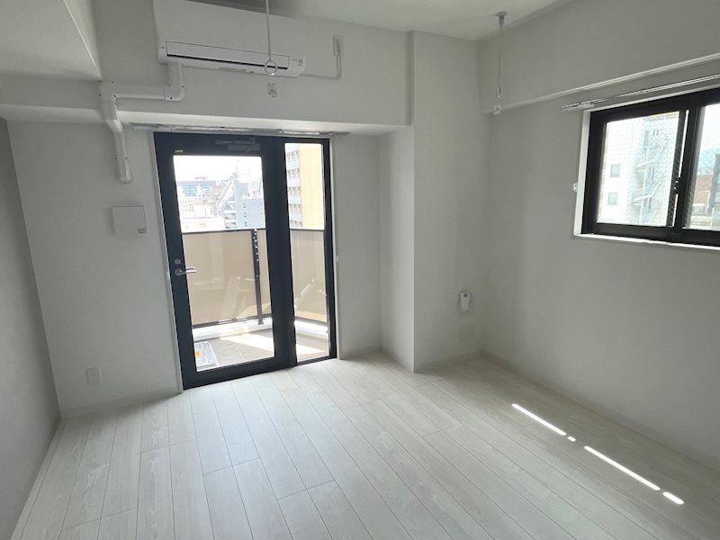 ドゥ バーグ渡辺通 その他6