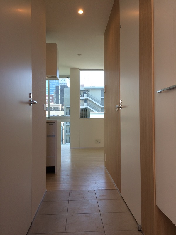 セイワ南堀江リバーレジデンスEAST 玄関