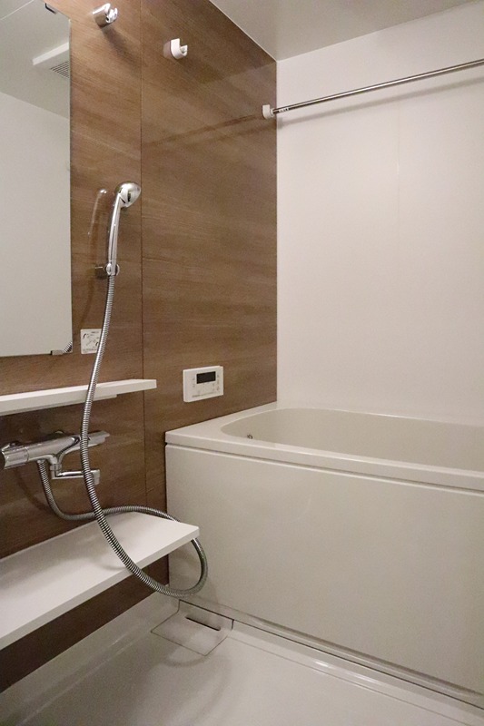 Parvis Flora Tsurumi 風呂画像