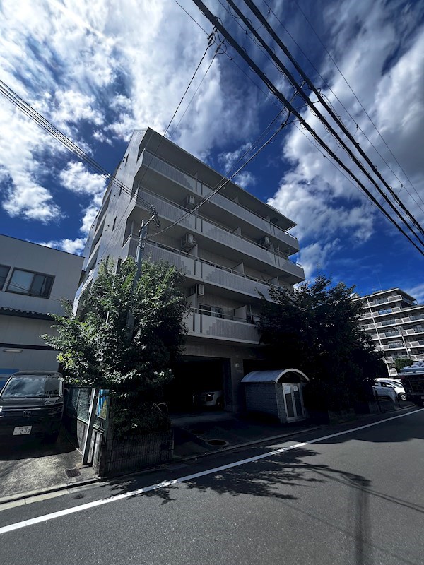 サンイースト江坂 207号室 外観