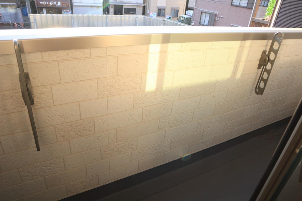 アゼリ・コンフォール ふじみ ベランダ