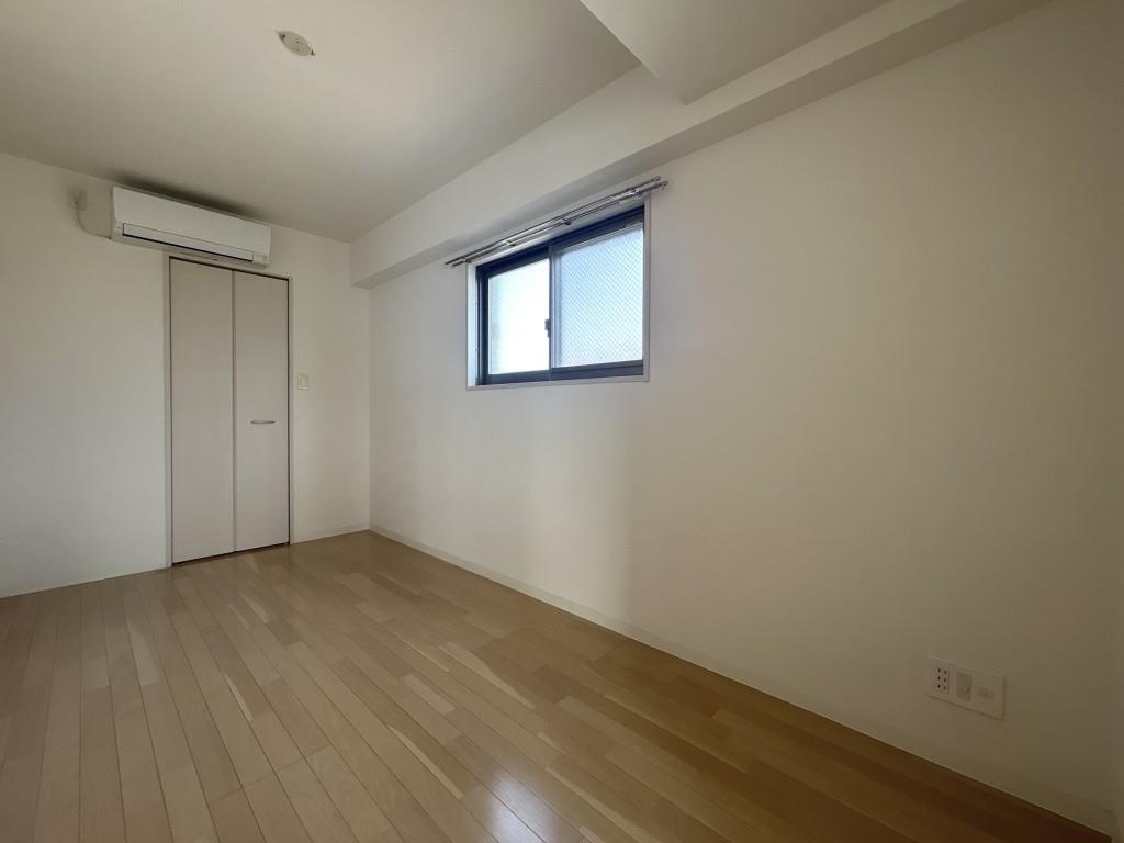 TSⅡ ベッドルーム