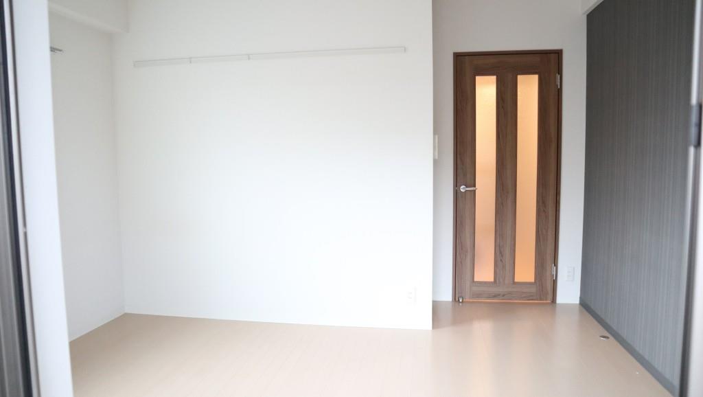 エムロード ベッドルーム