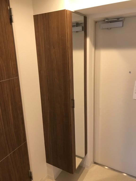 AKASHI ENTERPRISE 玄関