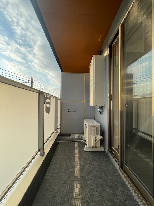 ジュネス稲城 ベランダ