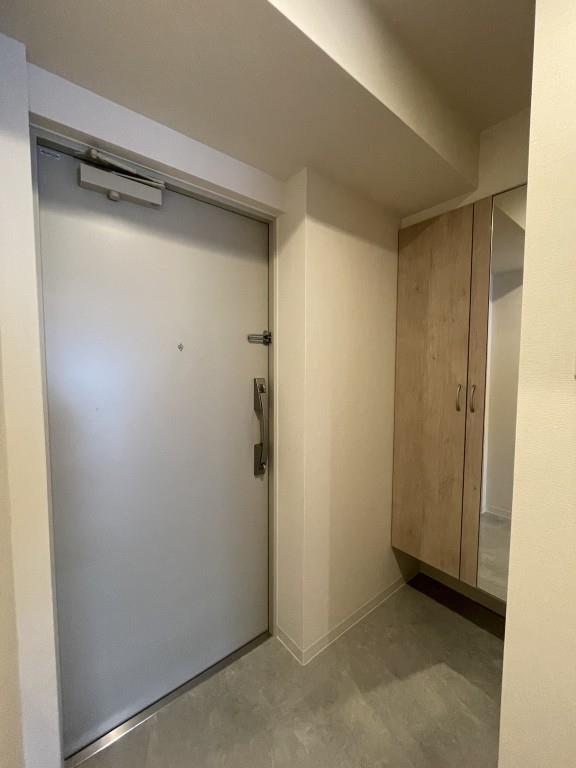 GARDEN COURT A 西高島平 玄関