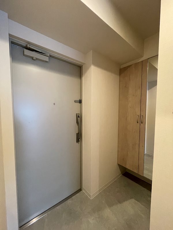 GARDEN COURT A 西高島平 玄関