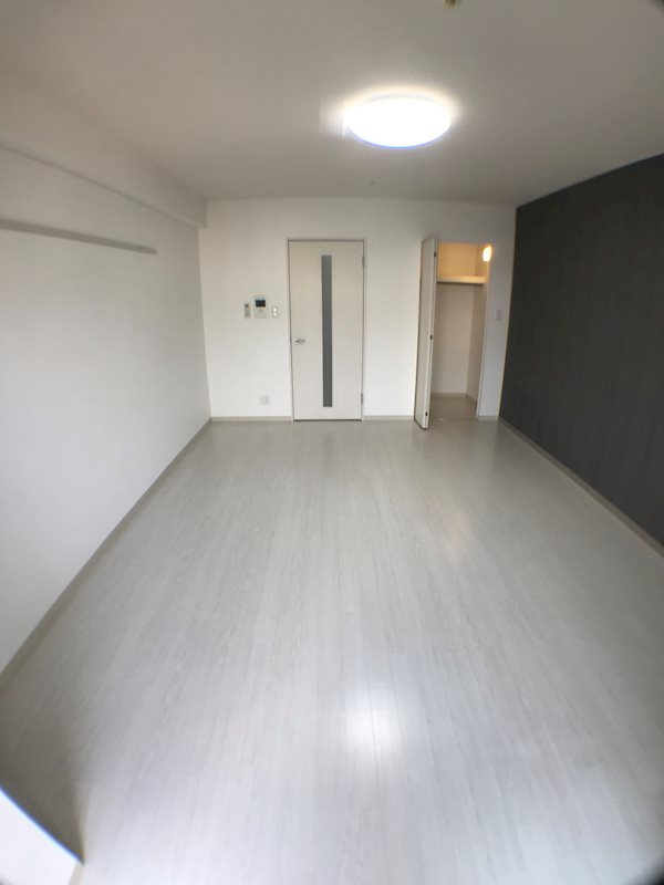 エル･イソベ三宮 リビング