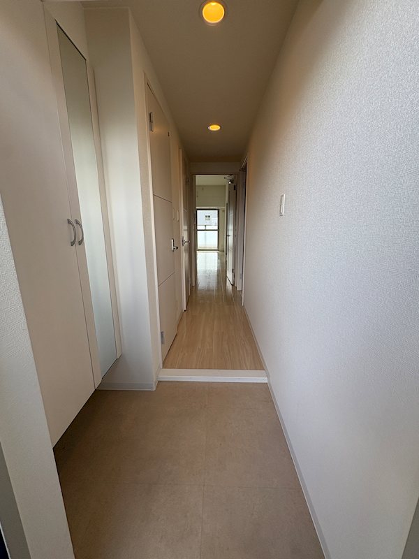 F-TAMATSUKURI 玄関