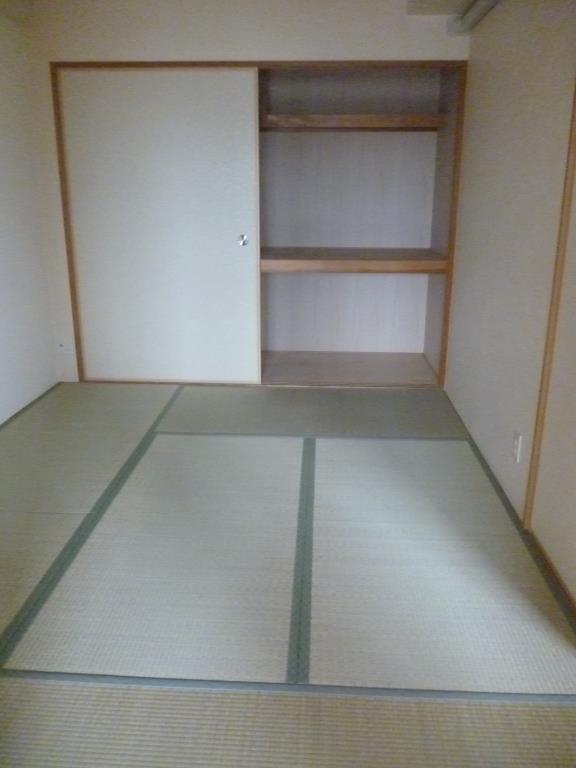 カムフォーラⅡ ベッドルーム