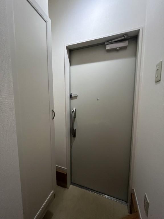 宝ルーセントA 玄関