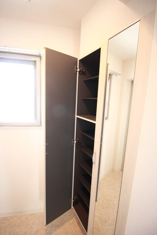 シャルマンミューズ 玄関