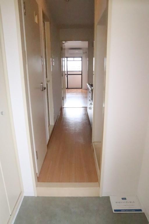 カデンツァ・K 玄関