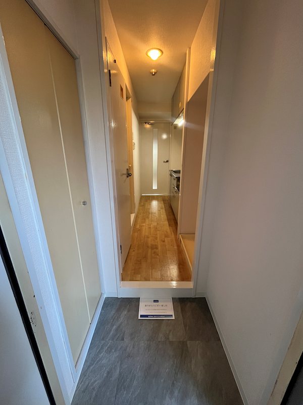 カデンツァ・K 玄関