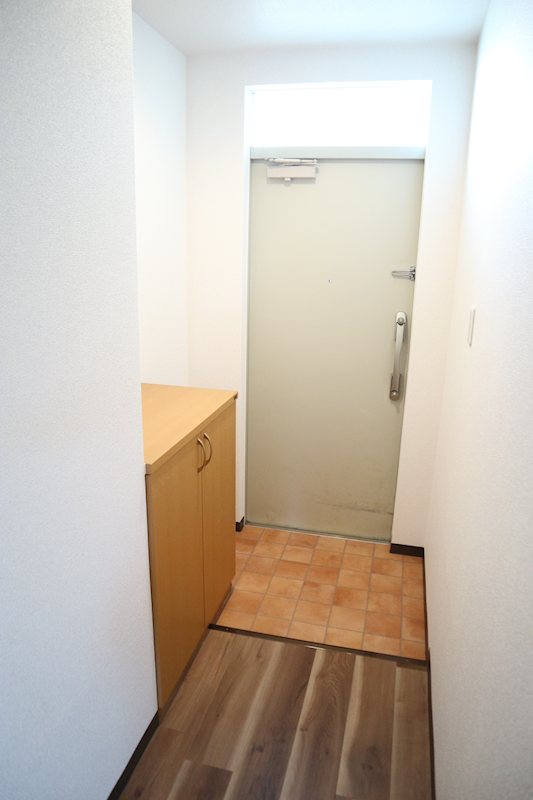 パストラル 玄関