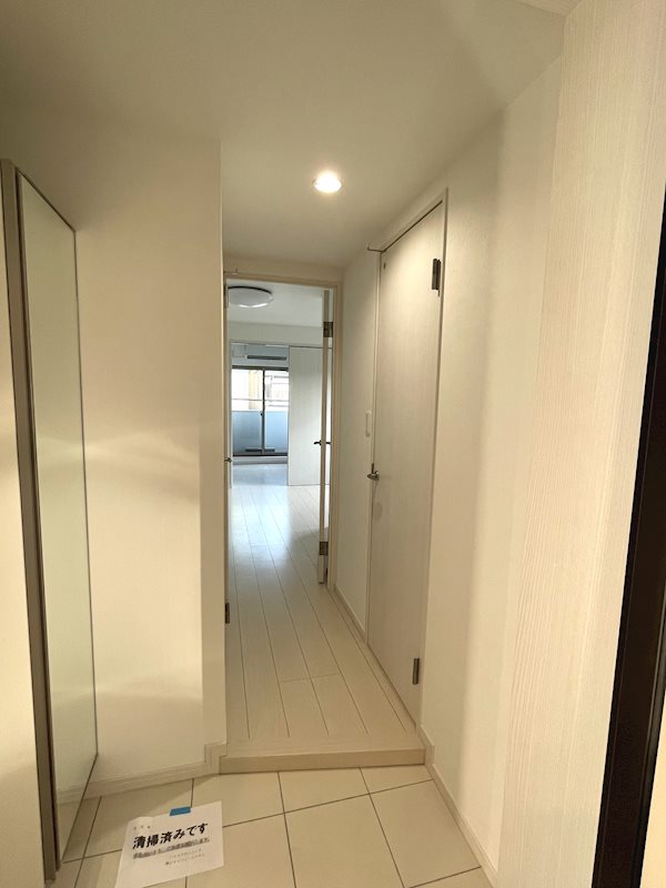 FLレジデンス菁英公館 玄関