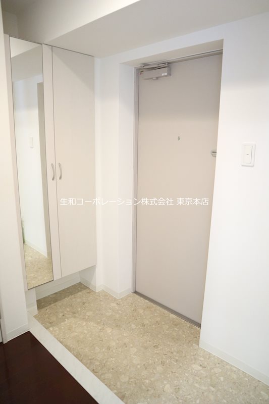 シュトランドコルブ 玄関