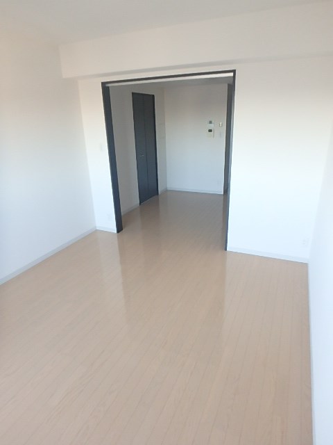 アストル リビング