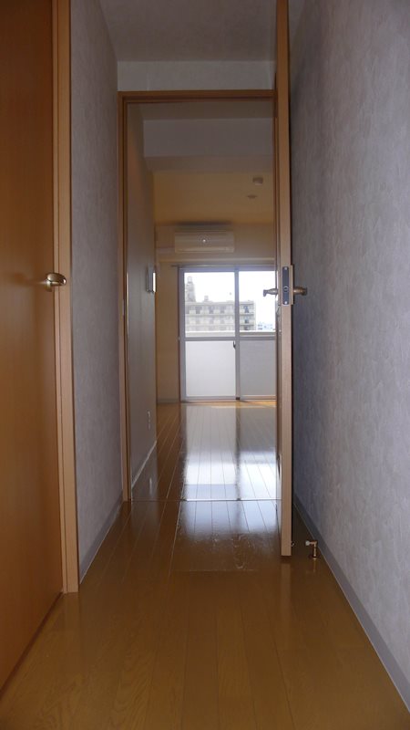 プロニティ タナカ 玄関