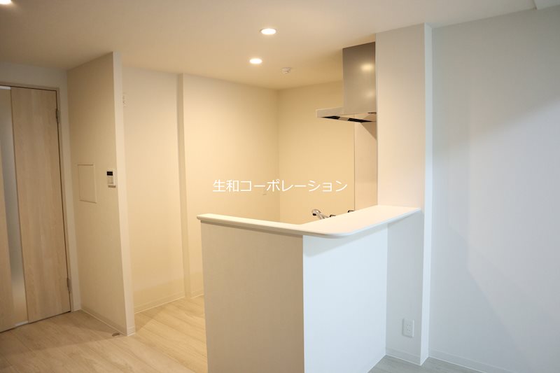 ラ　グラシア四谷 リビング