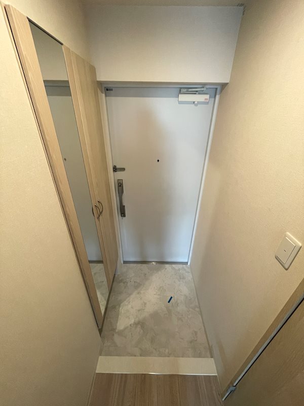 ヒュッゲプラス 玄関