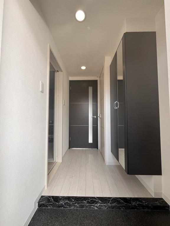 ハーヴェスト江坂 玄関