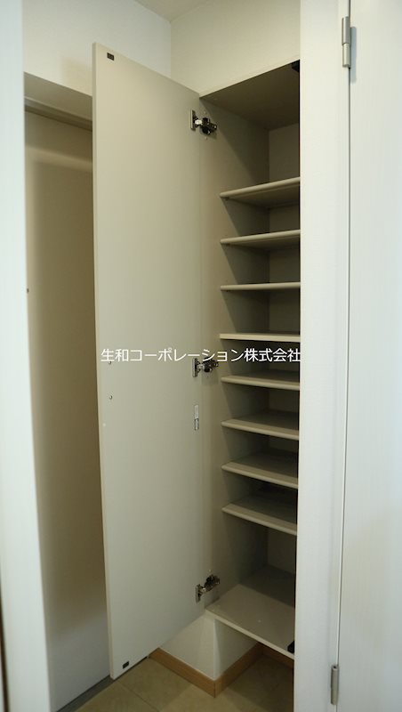 ナチュラルハウス 玄関