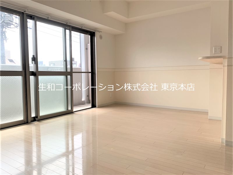 ＣＯＺＹＣＯＵＲＴ（コウジーコート） リビング