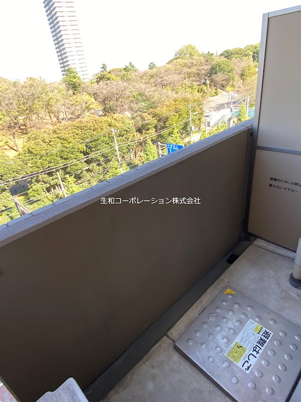 ヒルズ飛鳥山 ベランダ