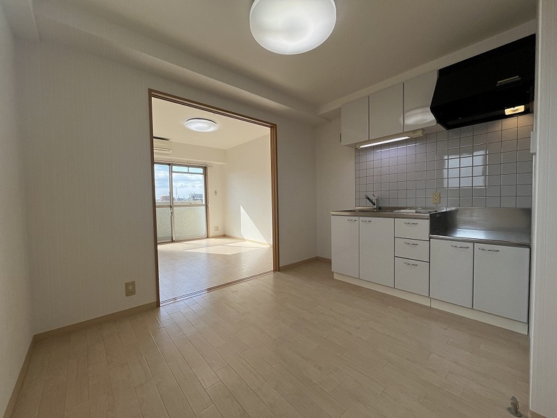 キューヴ リビング