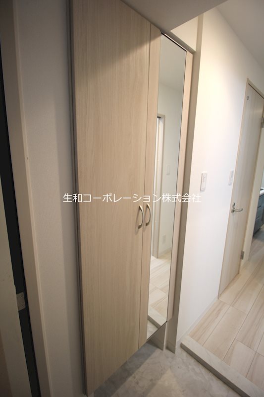 アンファンテーヌ 玄関