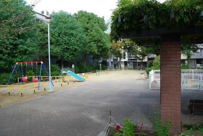 メゾンドボヌール弁天町 公園