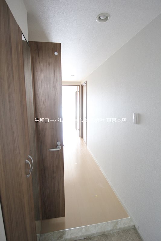 グリンヒル本郷元町 玄関