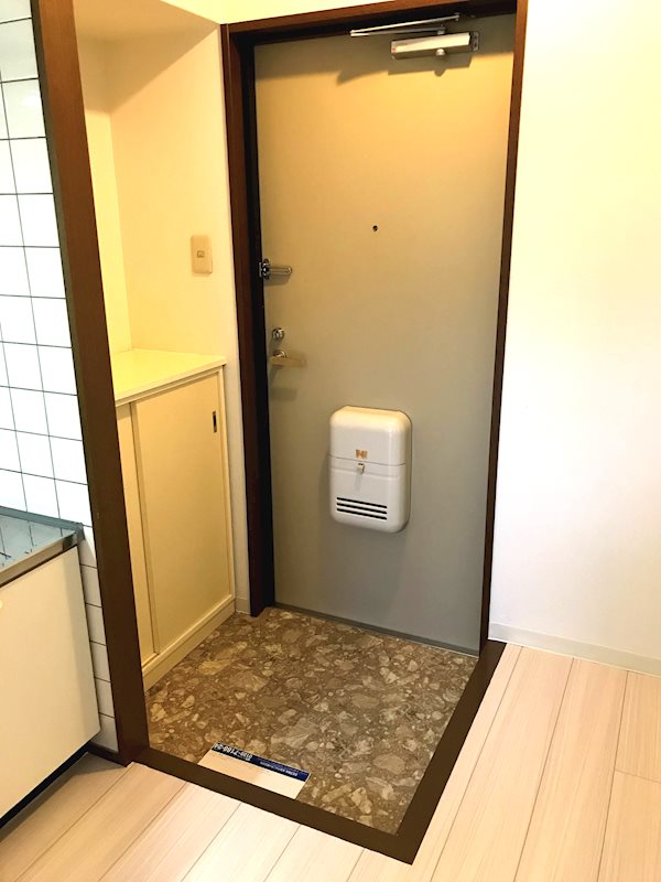 セピアコート 玄関